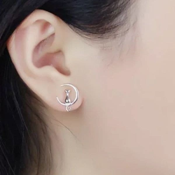 The Caturday Everyday 925 Silver Stud Cat Earrings - Thumbnail 2