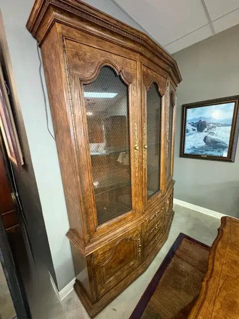 Century Lighted Hutch With 3 Drawers And 5 Doors - Thumbnail 3
