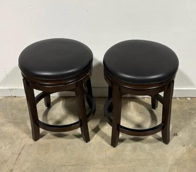 Set Of 2 Leather And Wood Base Swivel Counter Stools - Thumbnail 2