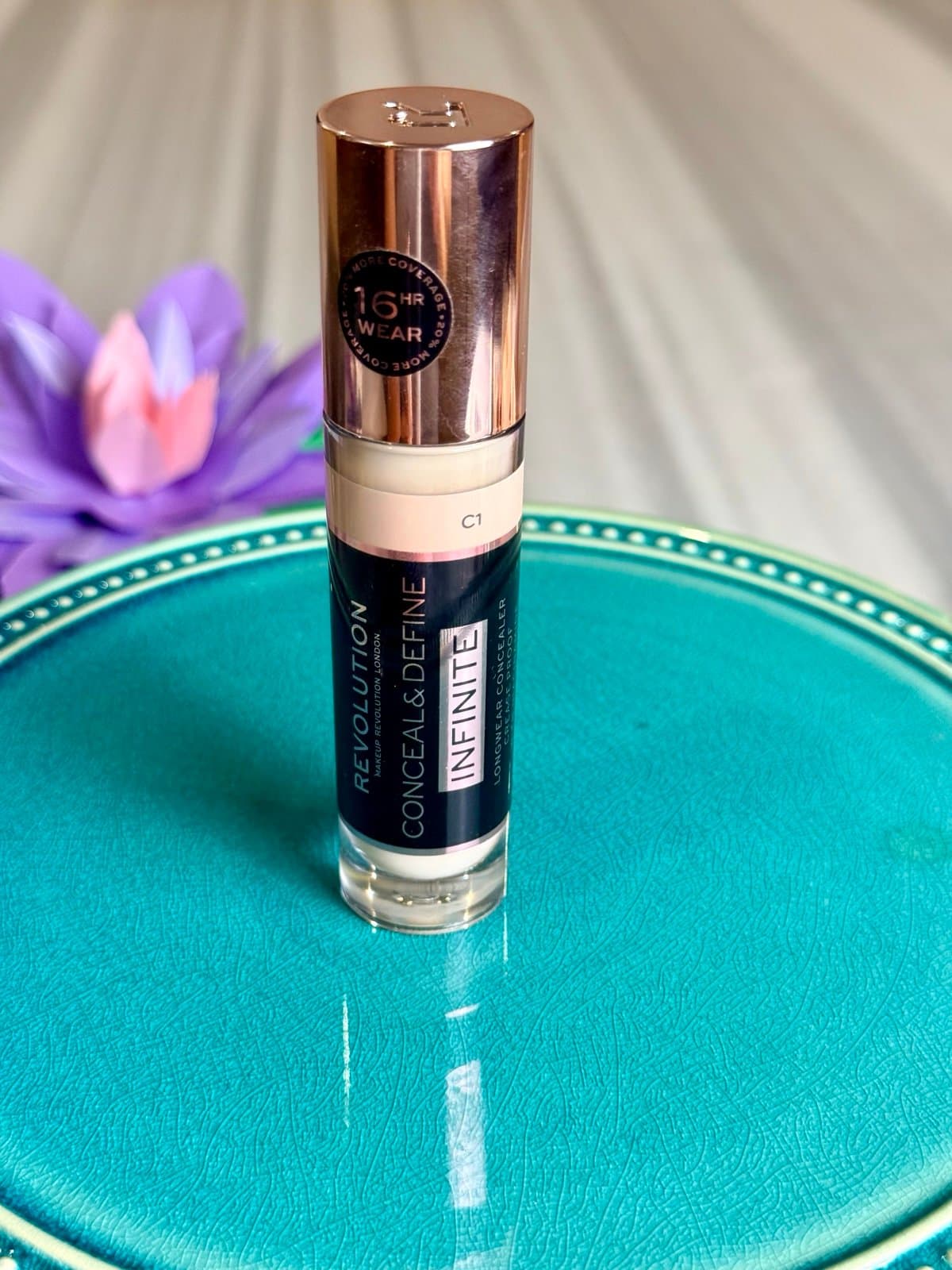 NEW Makeup Revolution Conceal & Define Infinite Concealer – C1 - Image 1