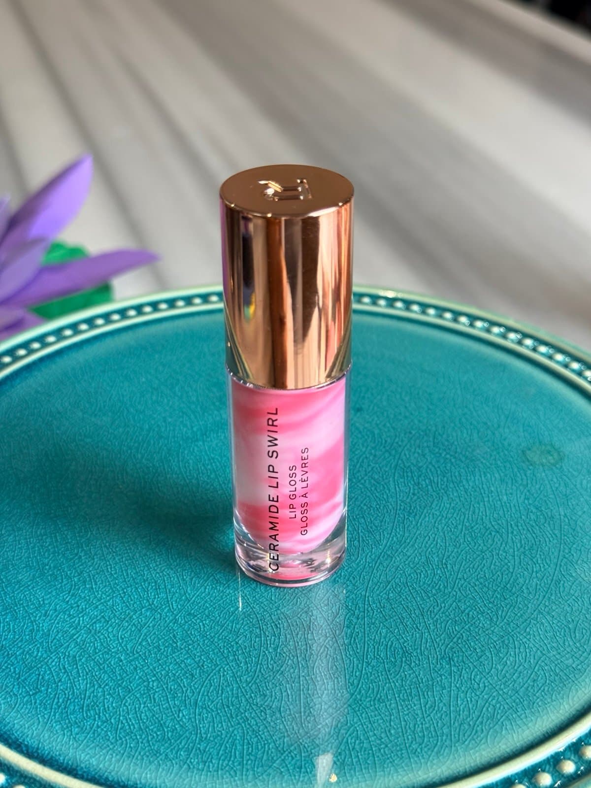 NEW Makeup Revolution Ceramide Lip Swirl Gloss - Image 1
