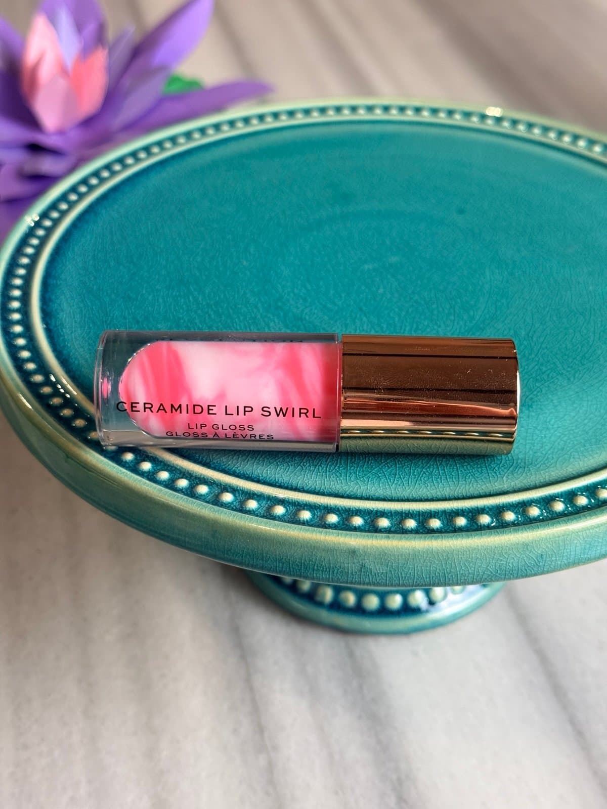NEW Makeup Revolution Ceramide Lip Swirl Gloss - Thumbnail 2