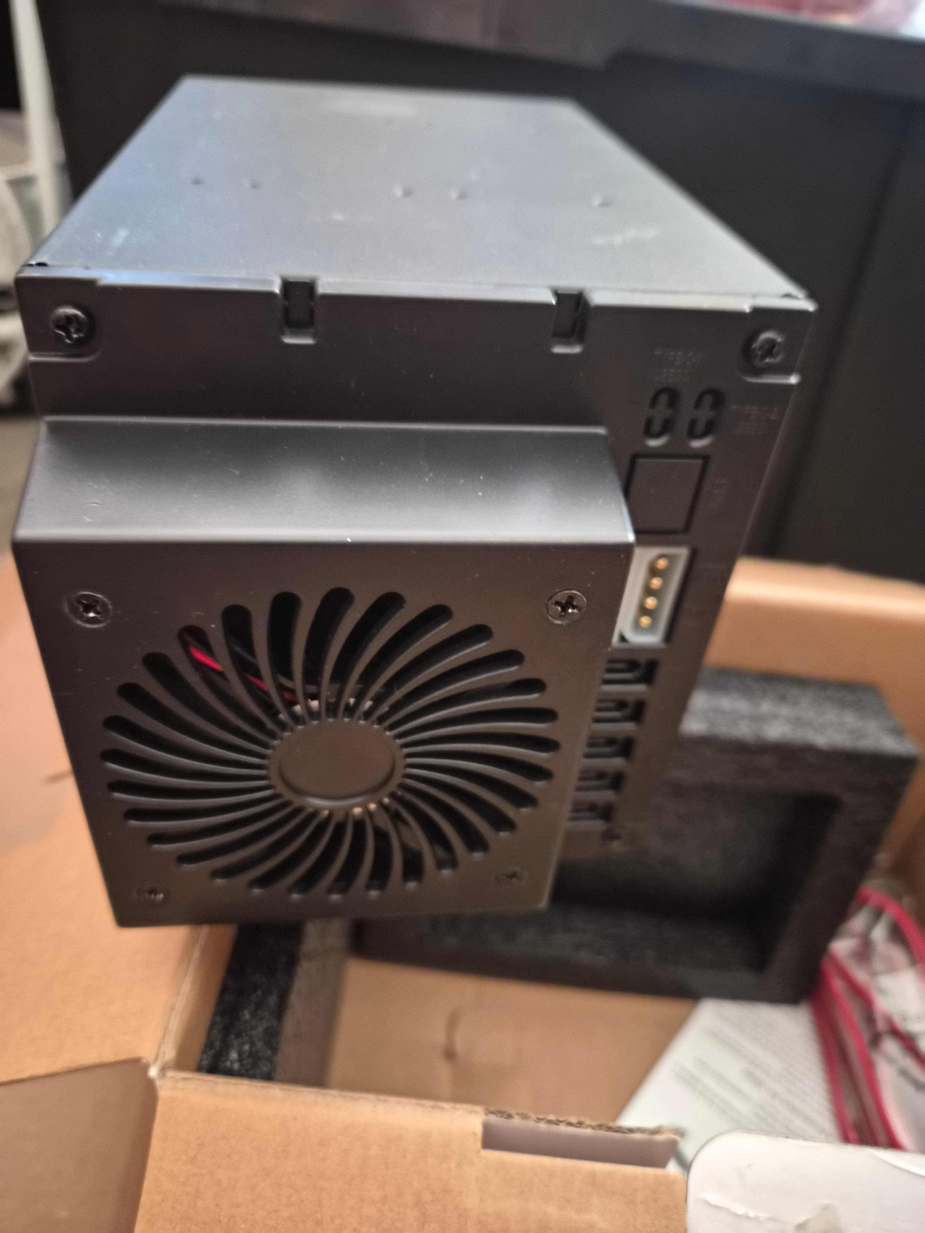 5-Bay SAS SATA Hard Drive Enclosure with Cooling Fan - Thumbnail 2