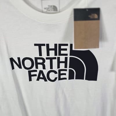 The North Face Women's Medium White Short Sleeve T-shirt - Thumbnail 2