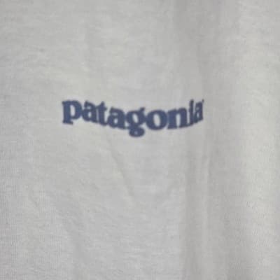 Vtg Patagonia Beneficial Men's XL White " Surfing Waves" Short Sleeve T-Shirt - Thumbnail 2