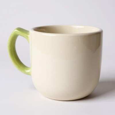 Vintage 1970s Patriotic American Eagle Raised Relief Ceramic Mug Green Yellow - Thumbnail 3