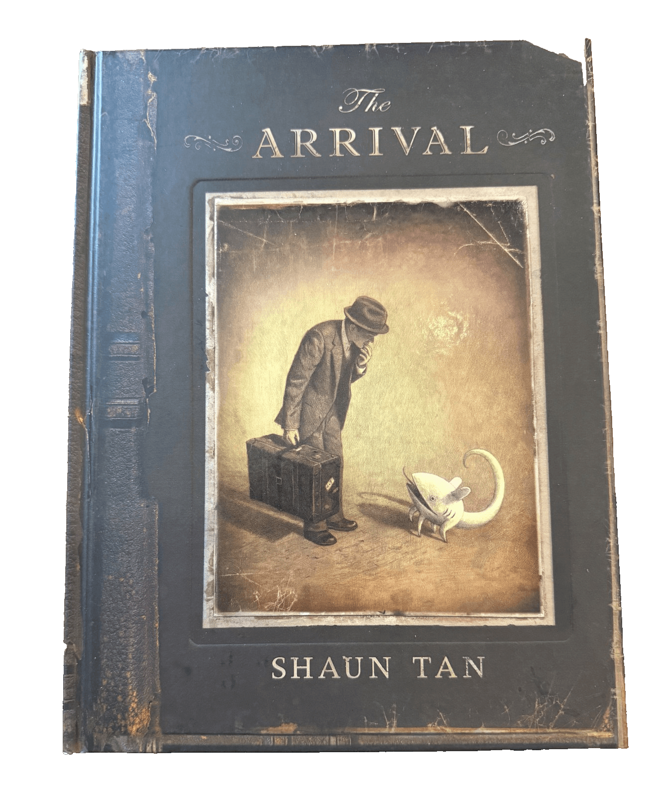 The Arrival by Shaun Tan Illustrated 2007 Arthur A. Levine Books Hardcover - Image 1