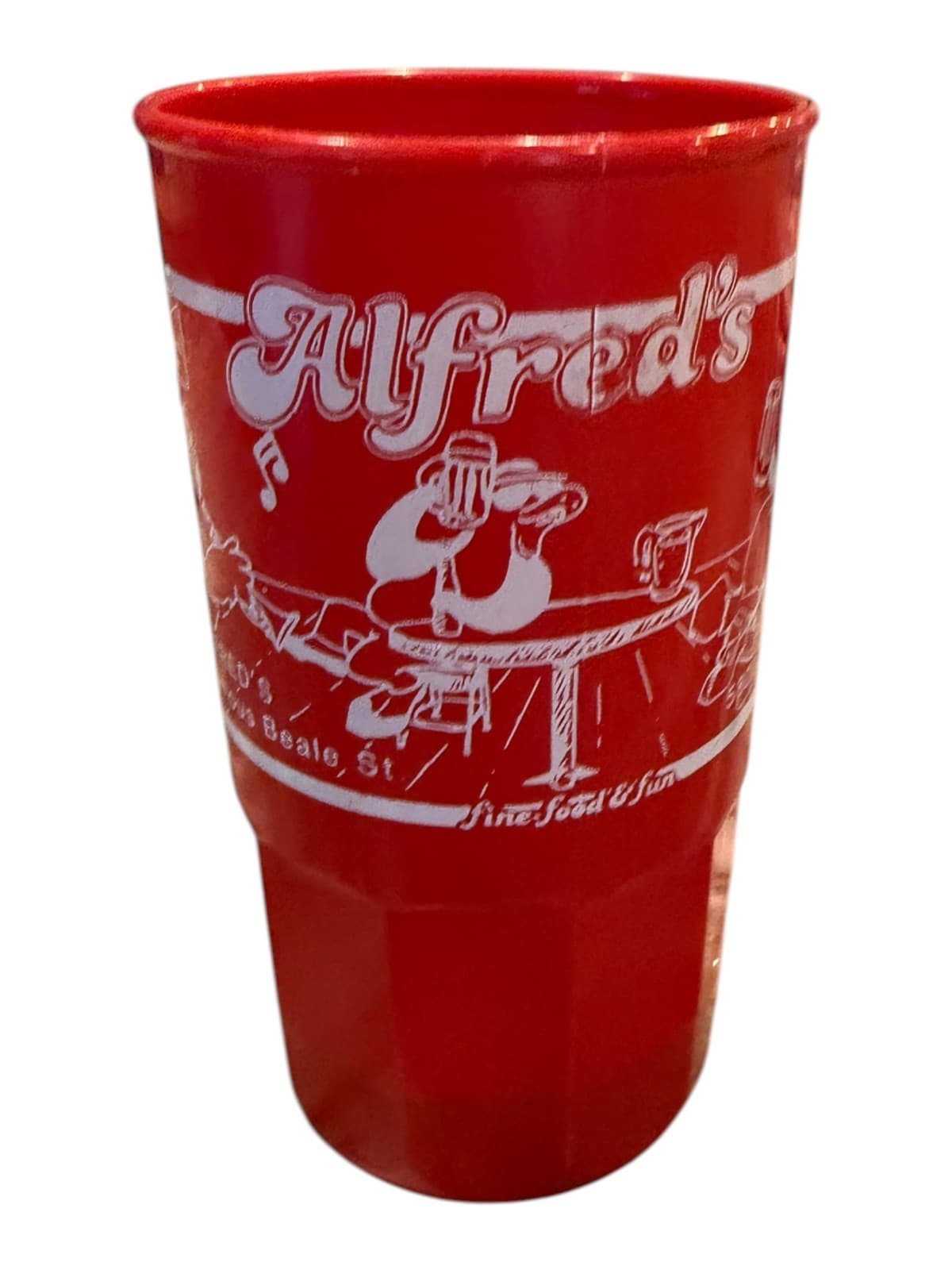 Vintage Alfred’s World Famous Beale St Harmony Red Plastic Souvenir Mug - Image 1