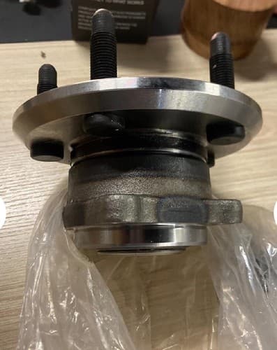 25903295 - Rear Wheel Hub For GM Vehicles - Thumbnail 6