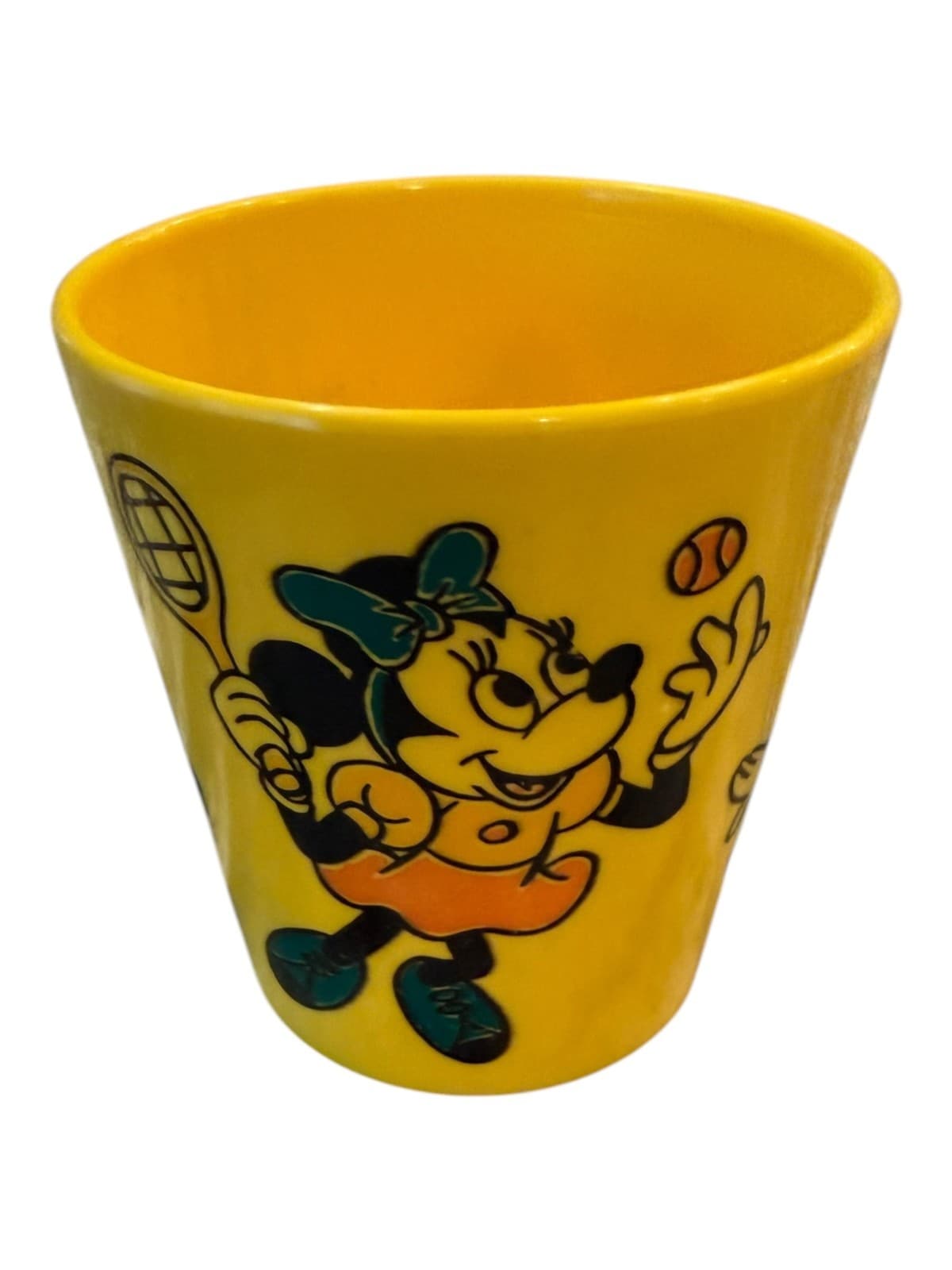 Vintage Eagle Disney Mickey Minnie Donald Duck Skating Plastic Mug Yellow - Thumbnail 3