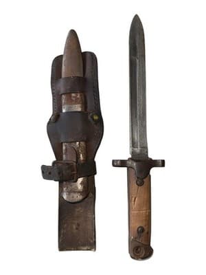 Italian M1938 Bayonet w/ Original Leather Scabbard 7” Blade Fixed WWII Era - Thumbnail 8