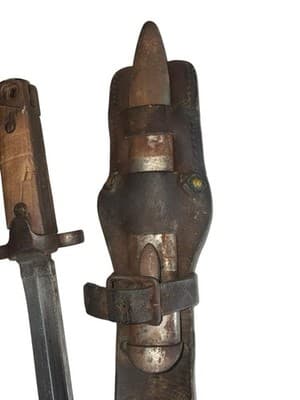 Italian M1938 Bayonet w/ Original Leather Scabbard 7” Blade Fixed WWII Era - Thumbnail 11