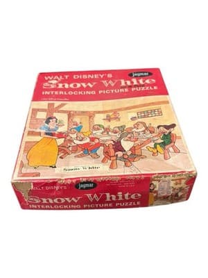 Vintage Jaymar Walt Disney Snow White & the Dwarfs Puzzle Missing 1 Piece - Thumbnail 2