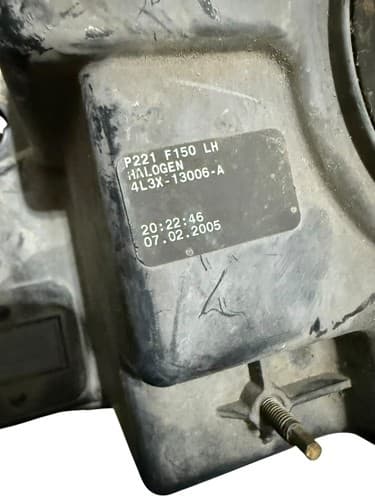 OEM 2004 2005 2006 2007 2008 Ford F150 Front Left Driver Side Headlight - Thumbnail 4