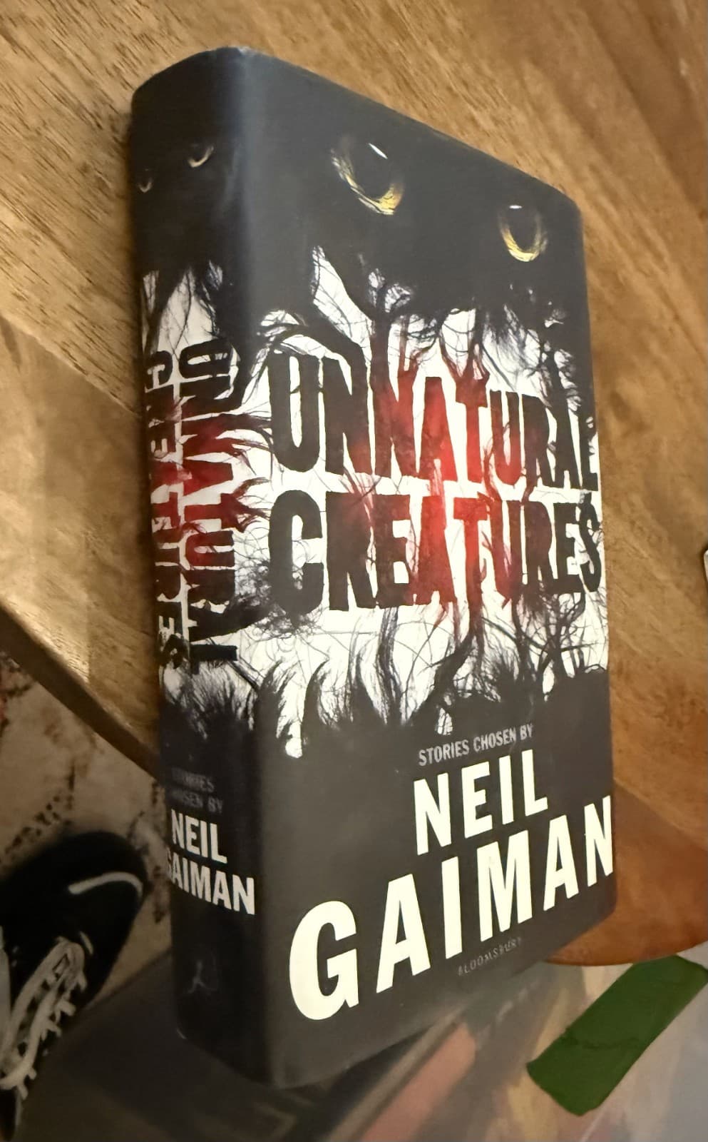 Unnatural Creatures Stories Chosen by Neil Gaiman 2013 Bloomsbury Hardcover Book - Thumbnail 3