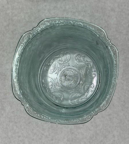 Vintage Light Green/Blue Depression Glass Bowl with Floral Motifs Etched Pattern - Thumbnail 6