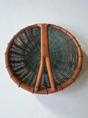 Large Vintage Woven Picnic/Market Basket 24 in Round Handle Farmhouse Decor - Thumbnail 6