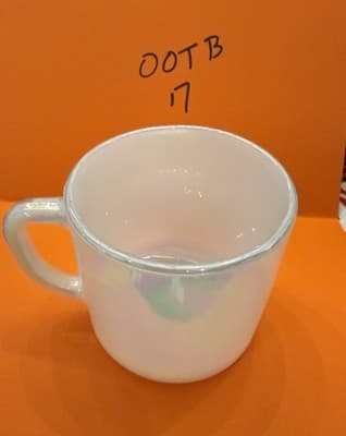 Vintage White Federal Glass Moonglow Aurora Iridescent Stacking D Handle Mug - Thumbnail 7