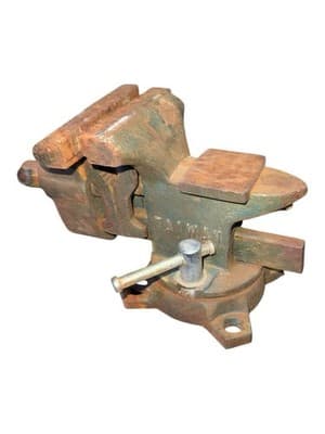 Vintage Taiwan Bench Vise Swivel Base Anvil Pipe Jaws Heavy Cast Iron - Thumbnail 5