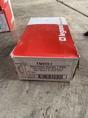 10 TM870I Legrand-Pass & Seymour Radiant Switch 1P 15A 120/277V Iv - Thumbnail 3