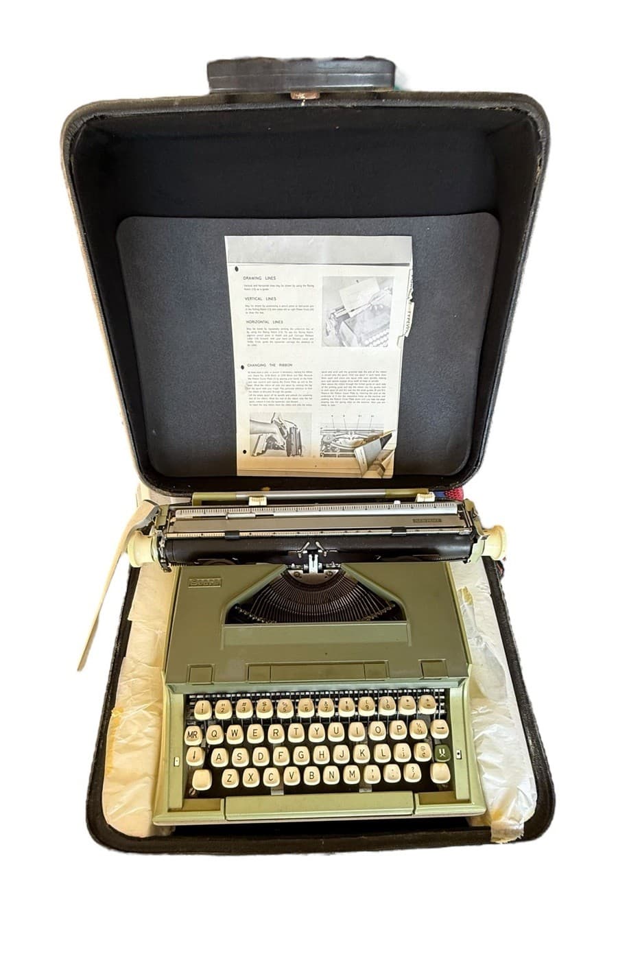 1970s Sears Newport Portable Typewriter 405.5296 Tested And Working - Image 1