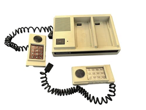 Mattel Intellivision II 2 Console System 5872 W/ Both Controllers Untested - Thumbnail 2