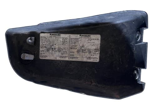 Kawasaki VN1500 Vulcan Nomad Left Side Cover w/ Lock 36001-1561-H8 OEM - Thumbnail 6