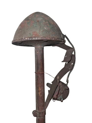 Ford Model T Brass Horn with Mounting Bracket – Early 1910s Original Car Part - Thumbnail 4