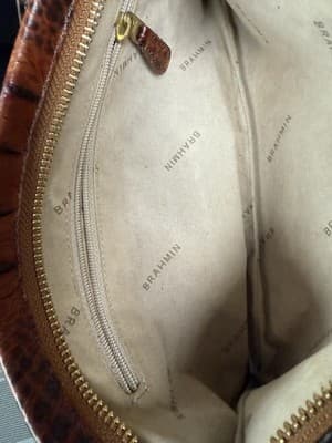 Brahmin Daisy Wristlet Clutch Melbourne Croc Embossed Leather - Thumbnail 9