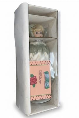 Jacqueline 18” Porcelain Hello Dolly Signature Series Doll QVC 1990 NIB - Image 1