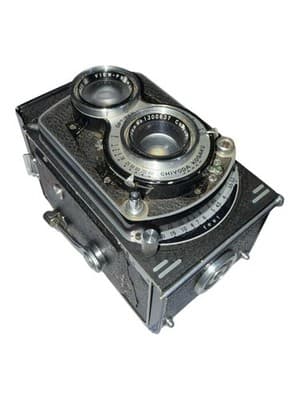 Vintage Minoltacord TLR 120 Film Camera by Chiyoda Kogaku - Thumbnail 2