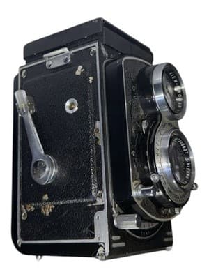 Vintage Minoltacord TLR 120 Film Camera by Chiyoda Kogaku - Thumbnail 3