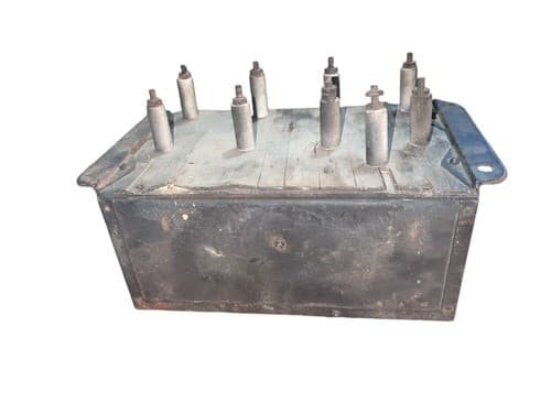 Antique 1909-1927 Ford Model T Ignition Coil Box with Coils - Missing Lid - Thumbnail 4