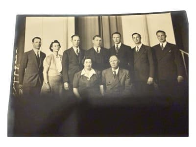 Antique 1910’s Framed Black & White Family Portrait Photo 8x10 w/ Names - Thumbnail 2