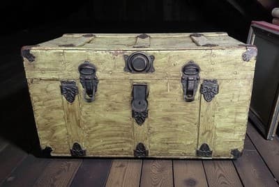 Vintage 1920s-1950s Green Painted Wooden Trunk Chest Metal Hardware - Image 1