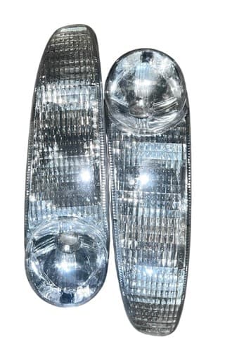 Fit 2000-2006 GMC Sierra Yukon Denali Bumper Signal Lights Driving Lamps OEM - Image 1