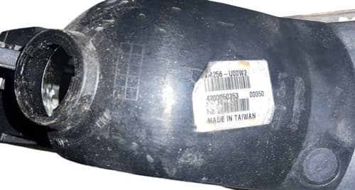 Fit 2000-2006 GMC Sierra Yukon Denali Bumper Signal Lights Driving Lamps OEM - Thumbnail 5