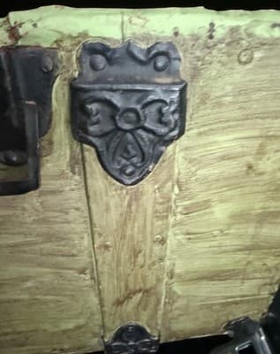 Vintage 1920s-1950s Green Painted Wooden Trunk Chest Metal Hardware - Thumbnail 5