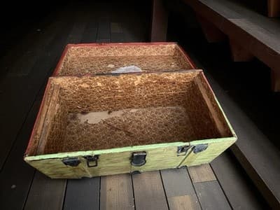 Vintage 1920s-1950s Green Painted Wooden Trunk Chest Metal Hardware - Thumbnail 4