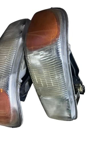 For 1999-2007 GMC Sierra HeadLight Driver & Passenger PAIR GM2502188 OEM - Thumbnail 2