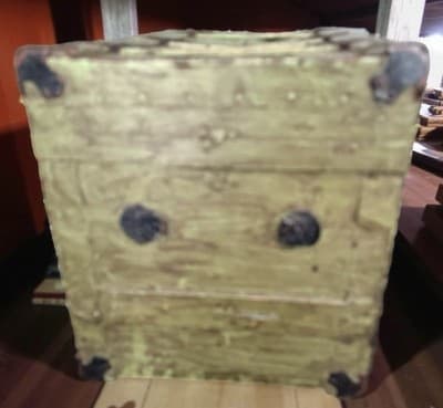 Vintage 1920s-1950s Green Painted Wooden Trunk Chest Metal Hardware - Thumbnail 7