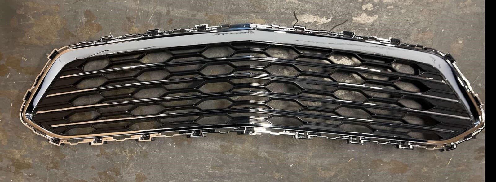 84009674 New Front Bumper Face Bar Grille Grill For Chevrolet Cruze 2016-18 2019 - Thumbnail 4