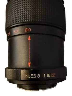 Chinon 85-210mm f/4.5 Zoom Macro Manual Focus Lens - Thumbnail 6