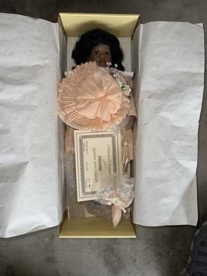 Seymour Mann African American Doll Paulette Aprile Stored In Original Box! - Thumbnail 4