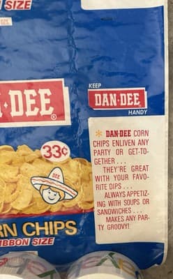 Vintage 1960s/70s Dan-Dee Corn Chips Ribbon Size Bag 6 oz - Thumbnail 4