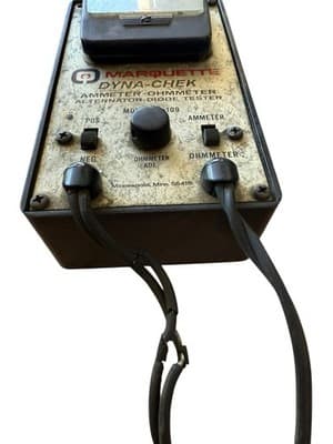 Marquette Dyna-Chek Model 41-109 Ammeter And Ohmmeter - Thumbnail 2