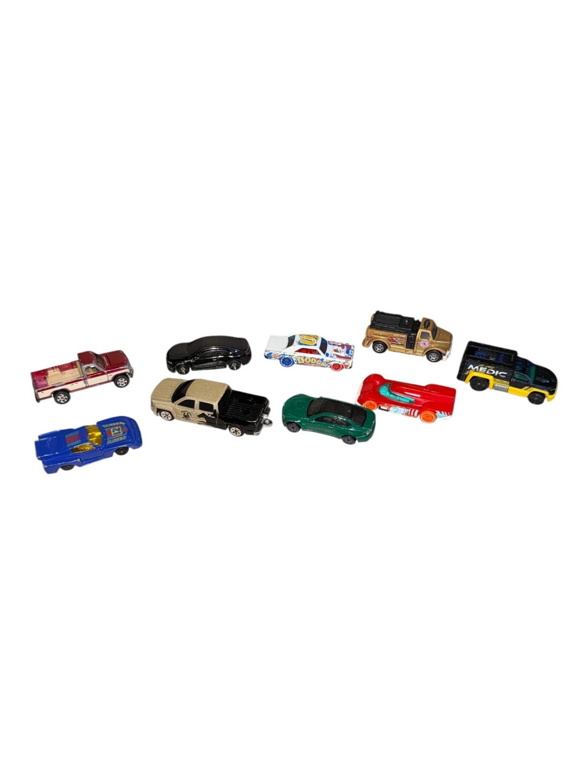 Lot of 9 Vintage Die-cast Toy Vehicles Multicolor Dodge Pickup Truck Medic - Image 1