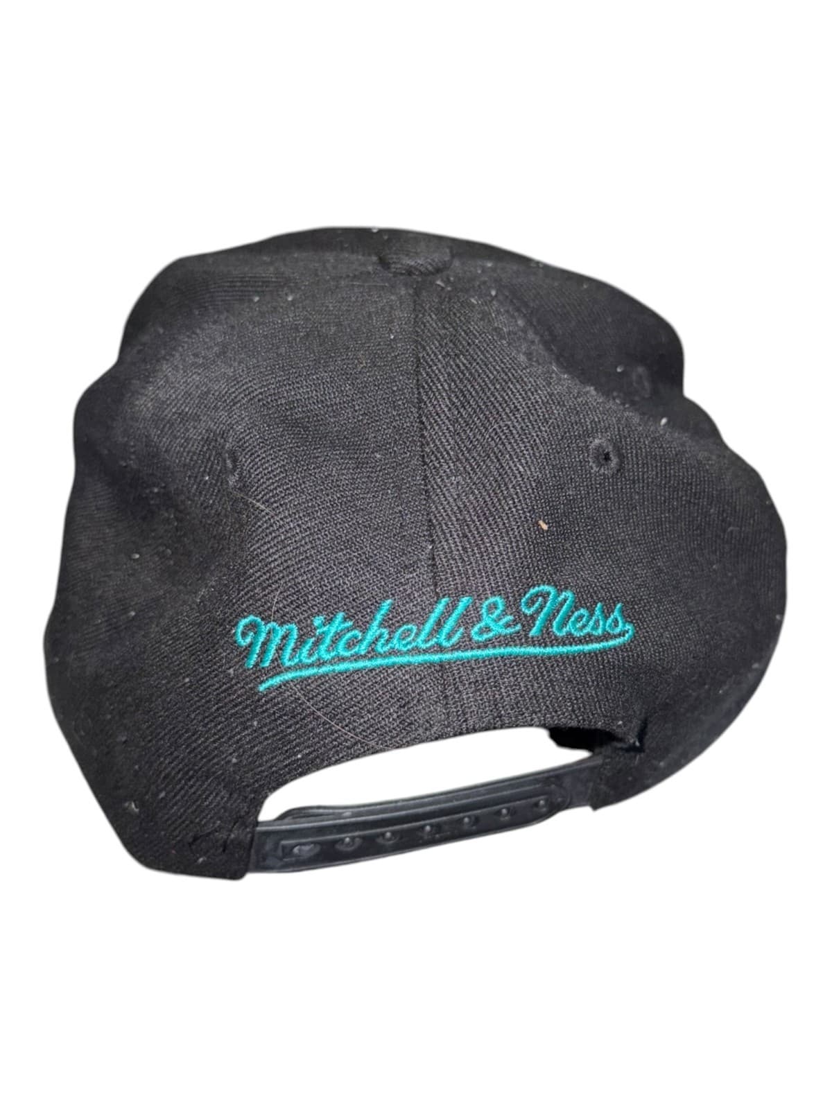 Mitchell & Ness Vancouver Grizzlies Men Black NBA Snapback Hat Embroidered Logo - Thumbnail 3