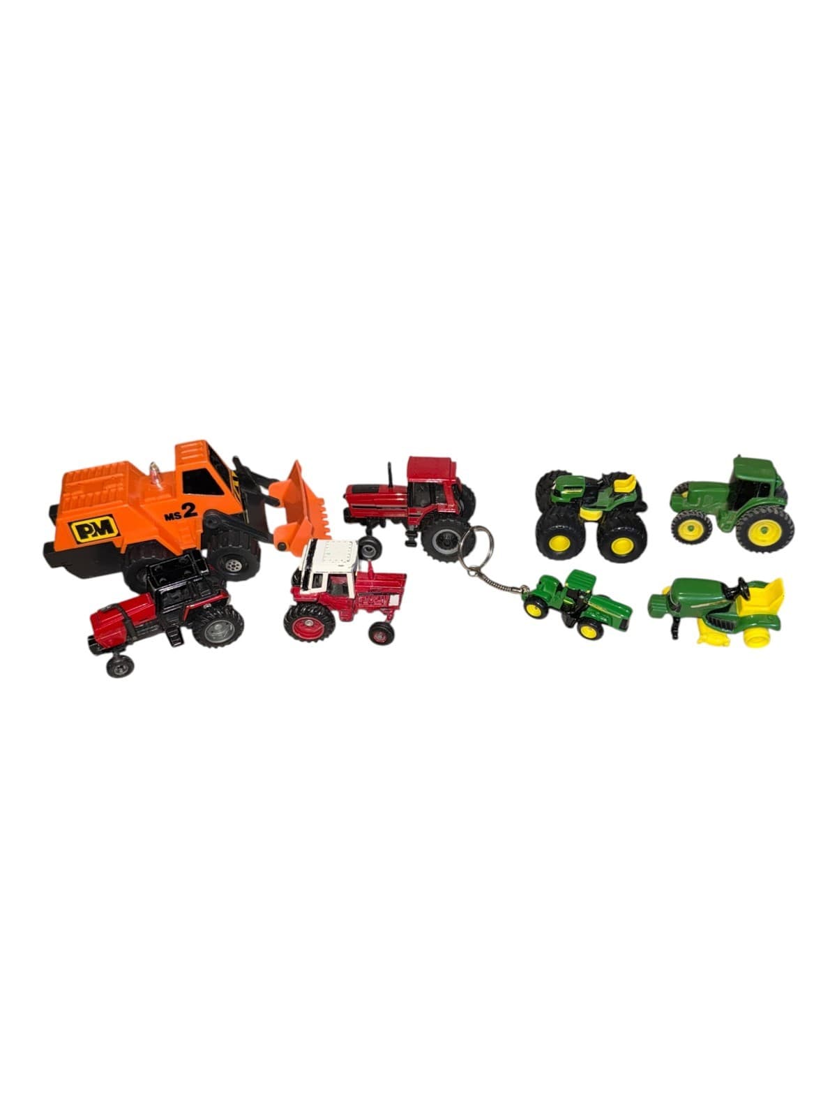 Lot of 8 VTG Diecast Toy Farm Equipment John Deere Tractor & Scoop Front Loader - Image 1
