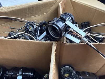 250 Vintage Leviton Bakelite Light Sockets – Bulk Lot - Thumbnail 5